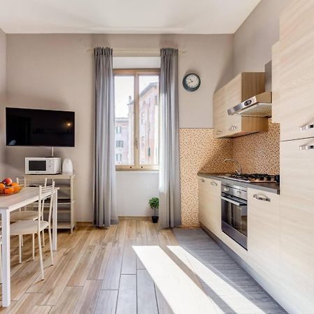 Bright And Spacious 2Bdr Apartment Рим Экстерьер фото